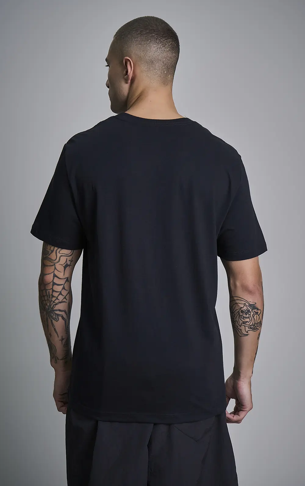 T-SHIRT CAVALERA INDIE ASSINATURA CV 95