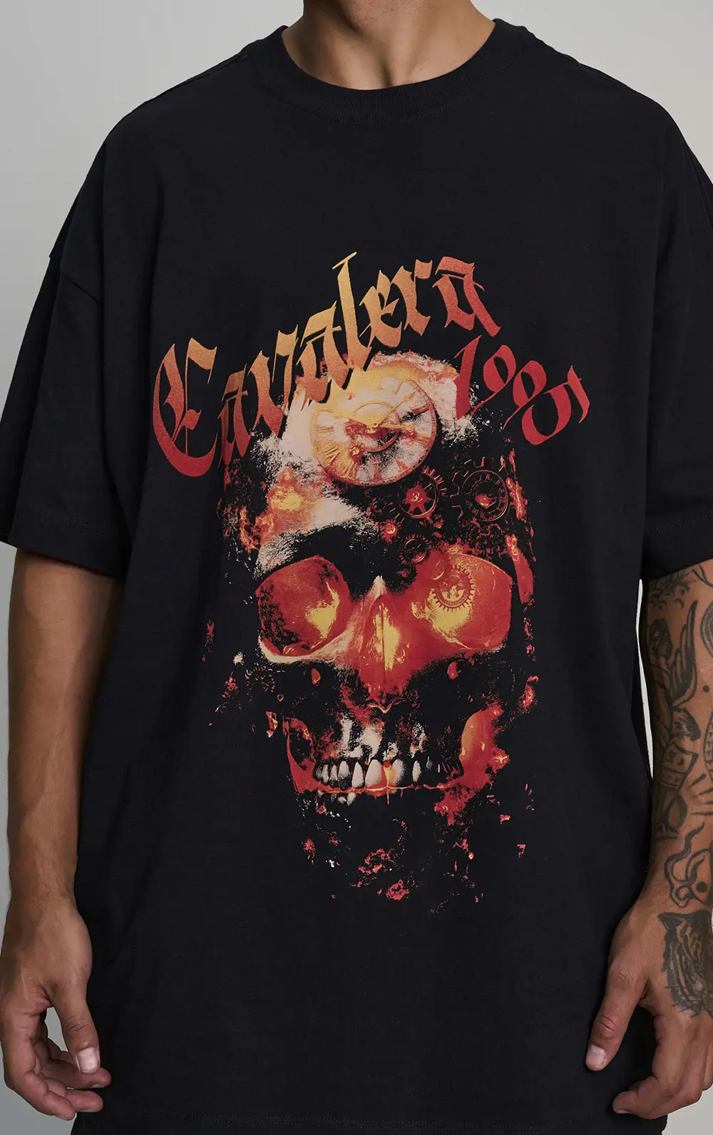 T-SHIRT CAVALERA OVERSIZED FIRE SKULL