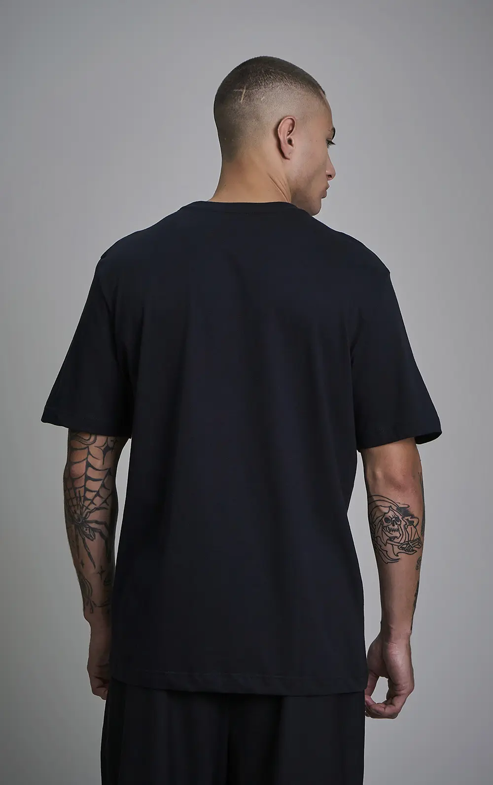 T-SHIRT CAVALERA COMFORT ASSINATURA TRIO