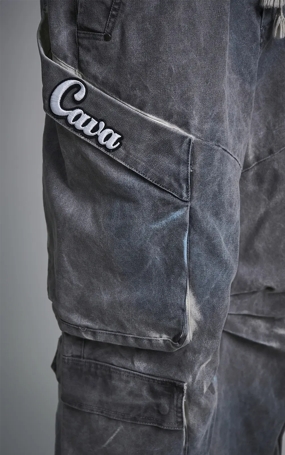 CALÇA JEANS ESTONADA MULTIPLOS BOLSOS