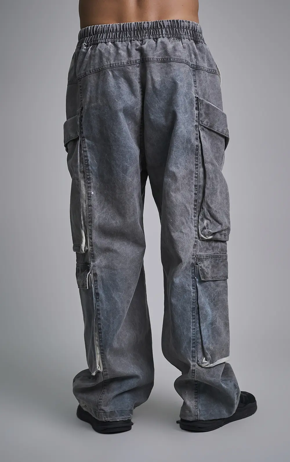 CALÇA JEANS ESTONADA MULTIPLOS BOLSOS