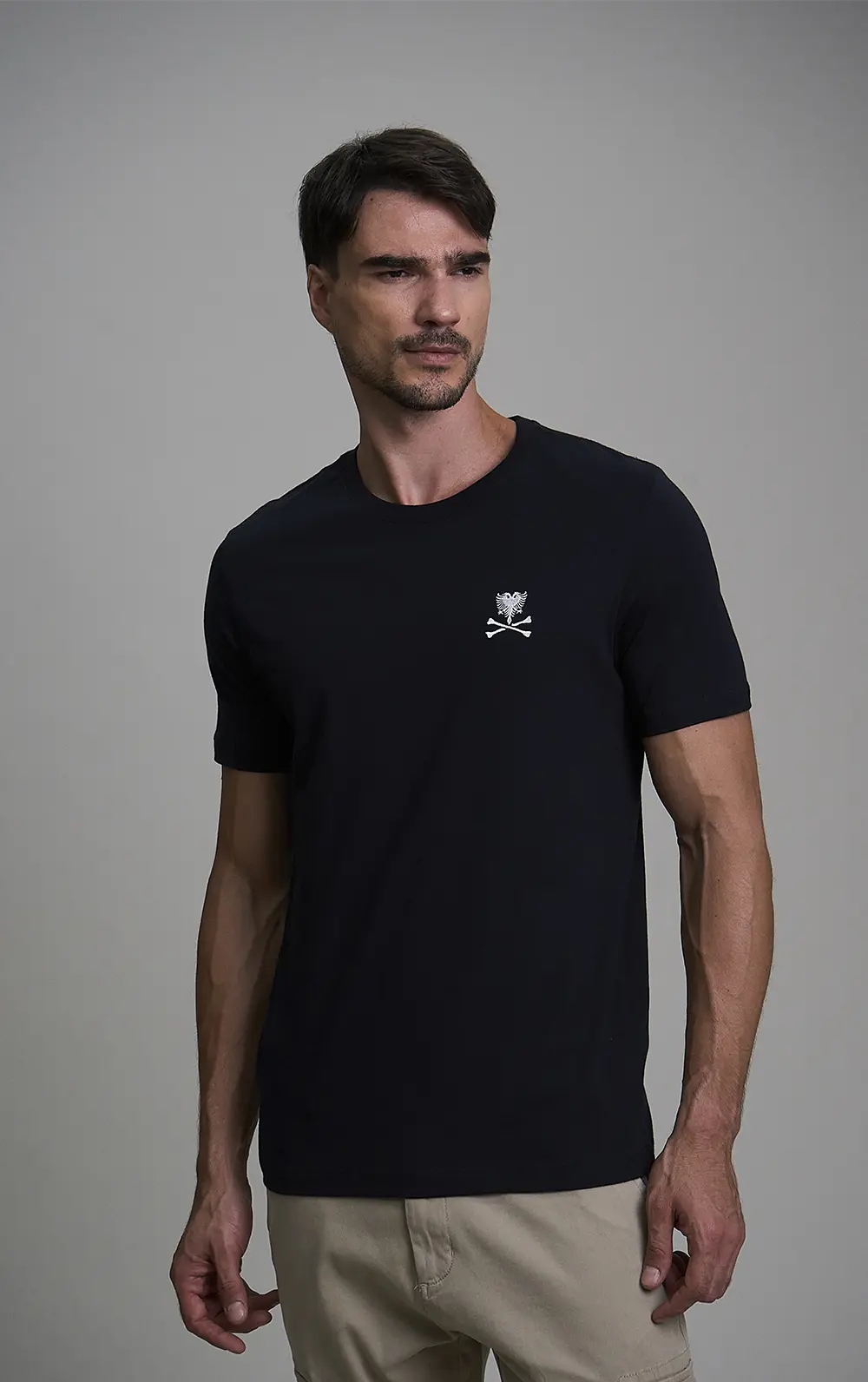 T-SHIRT CAVALERA INDIE ÁGUIA OSSOS