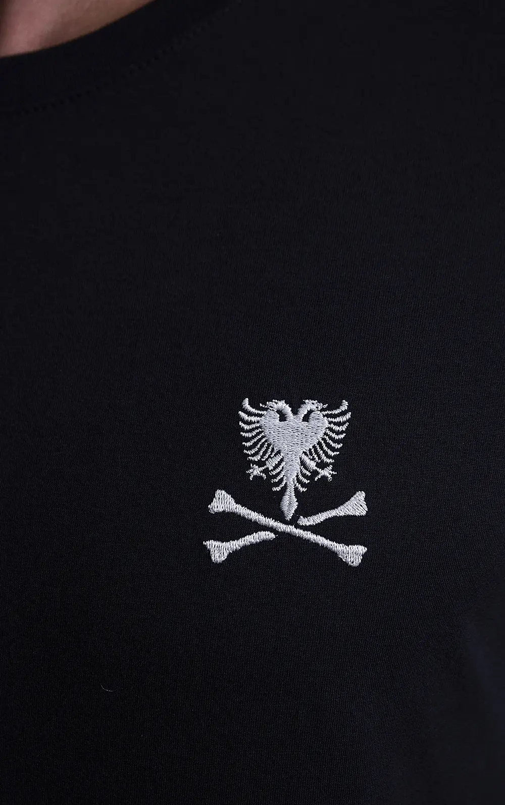 T-SHIRT CAVALERA INDIE ÁGUIA OSSOS