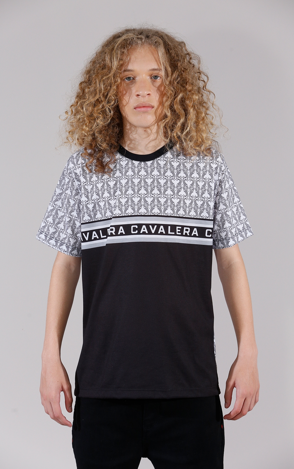 Camiseta Cavalera Águia Manchas - Preta - Cavalera - Marcas